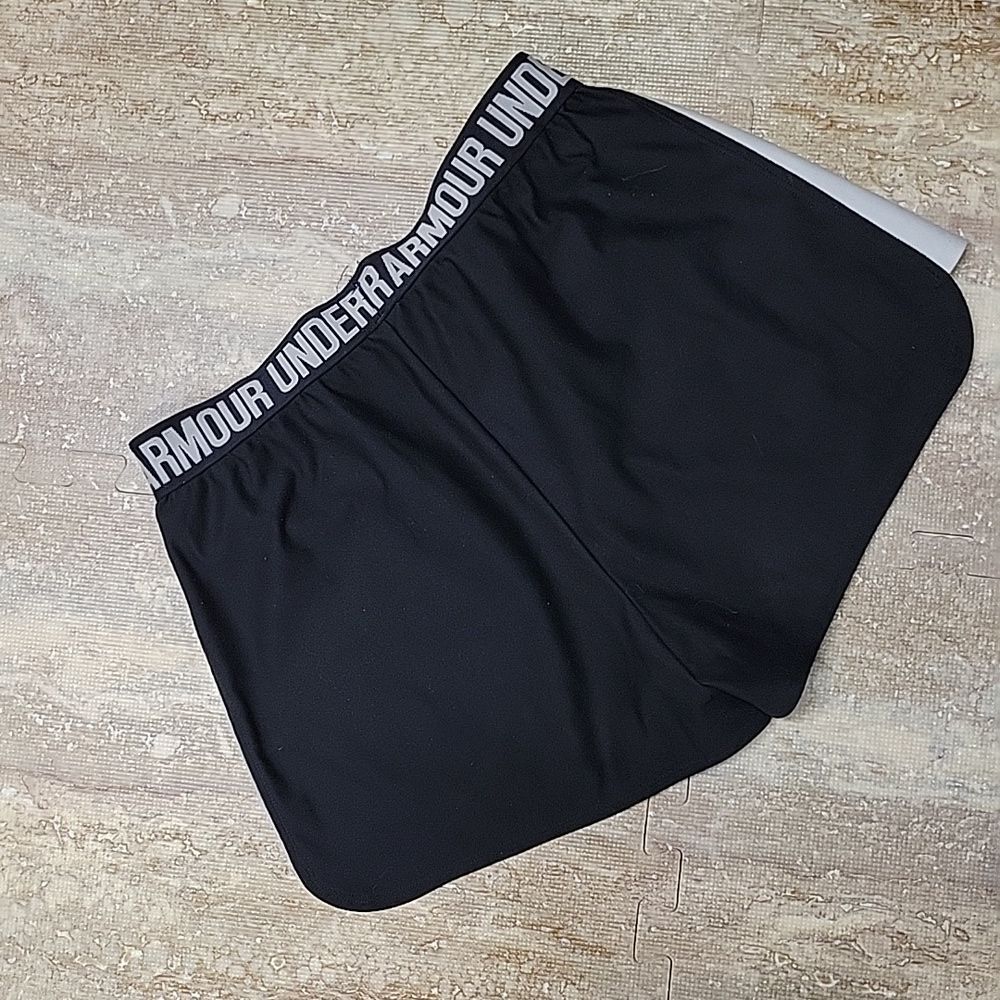 UNDERARMOUR MENS ELASTIC WAIST SHORTS SIZE MEDIUM HAS POCKETS - Picture 6 of 7